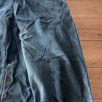 Super baggy vintage style wide leg skater fit jeans in faded washed dark blue/grey.