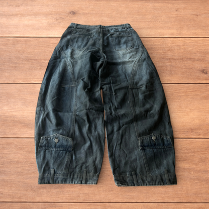 Super baggy vintage style wide leg skater fit jeans in faded washed dark blue/grey.