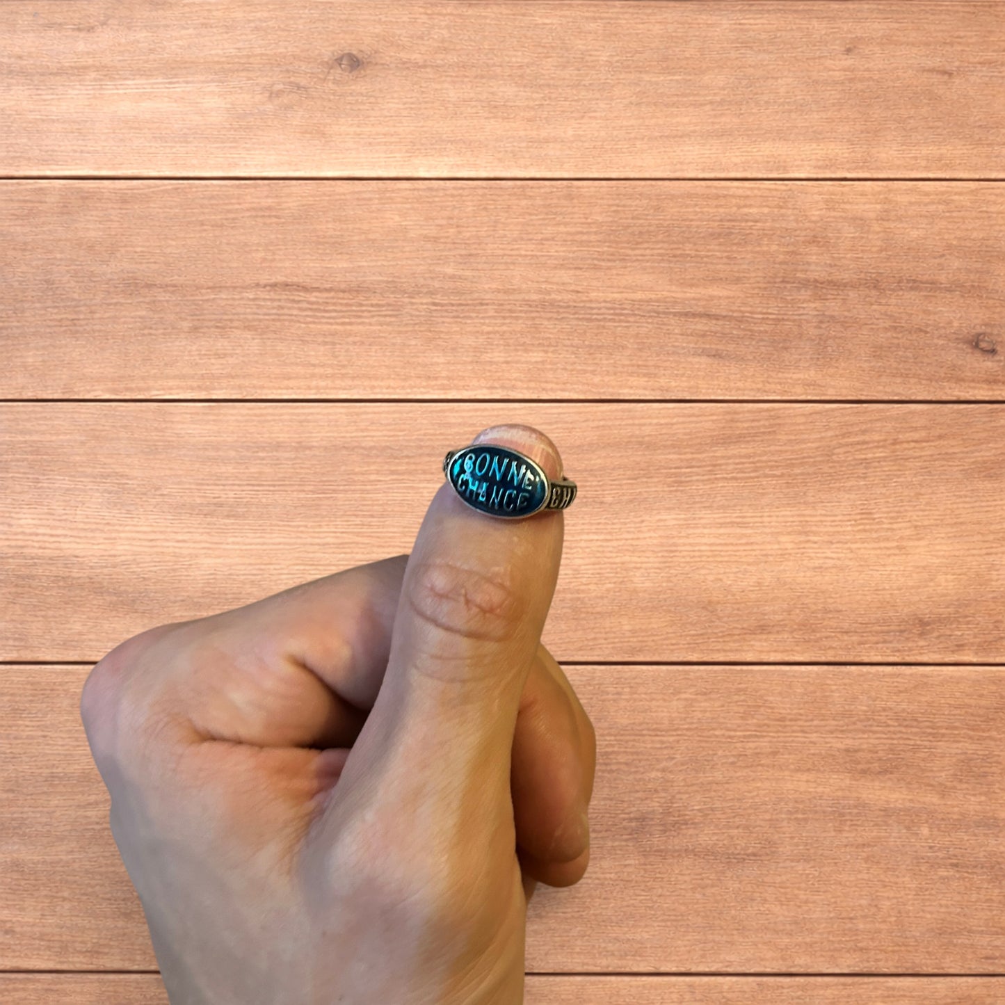 Vintage style stainless steel Bonne Chance ring in silver/ blue.