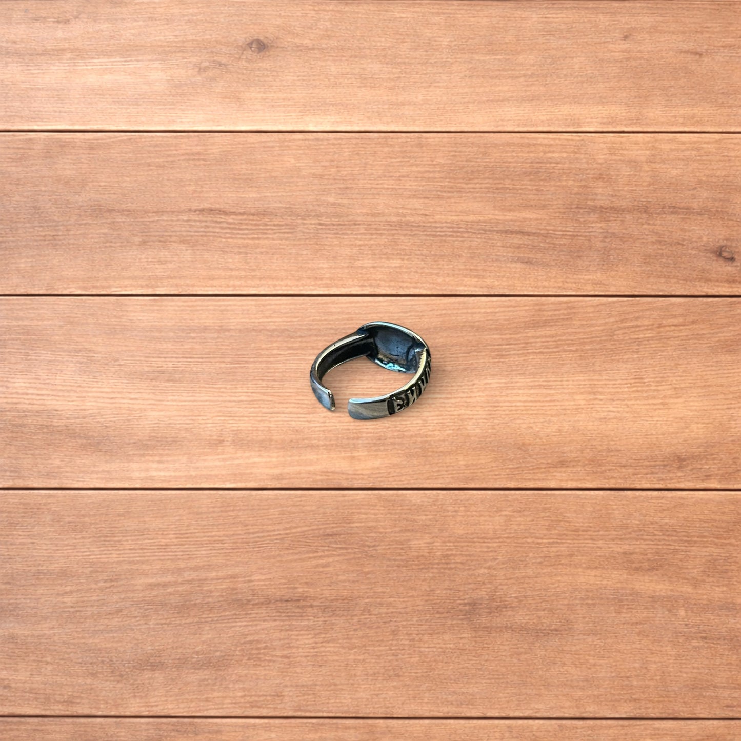 Vintage style stainless steel Bonne Chance ring in silver/ blue.