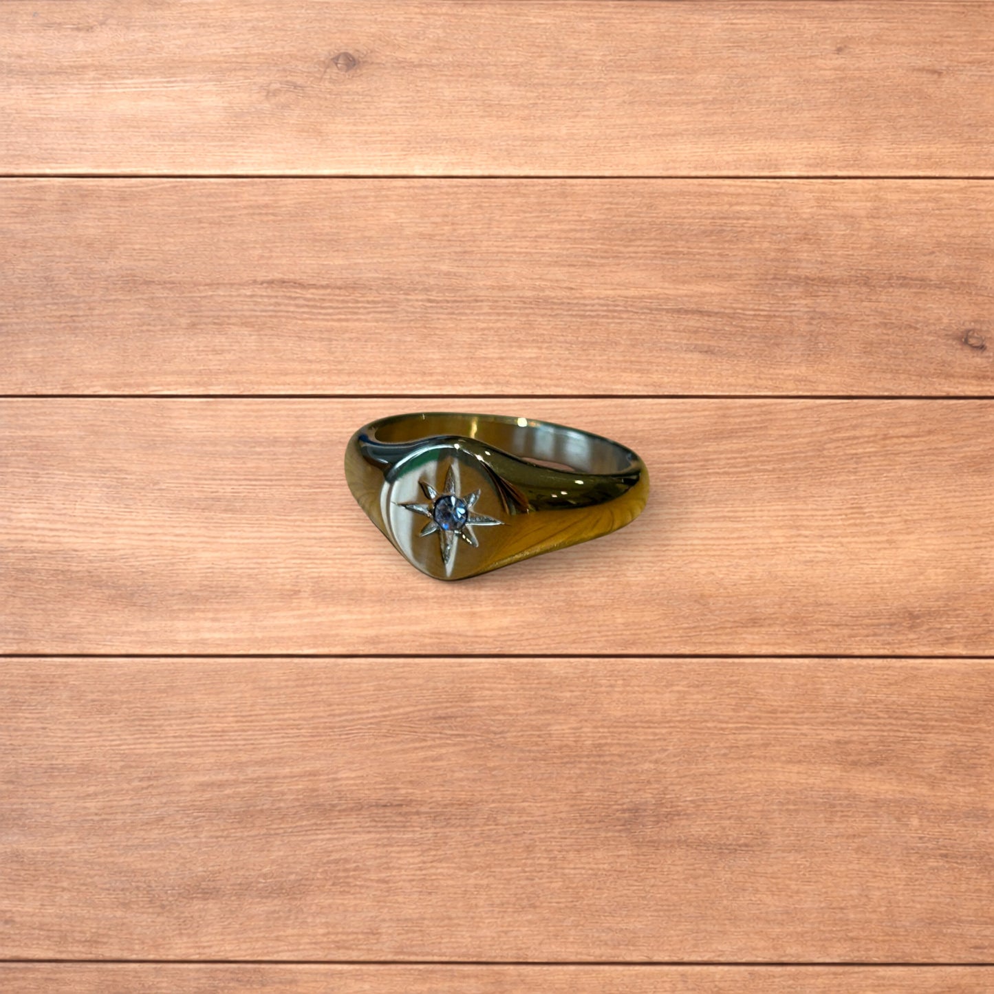 Lovely vintage style signet ring with diamond star detail in gold.