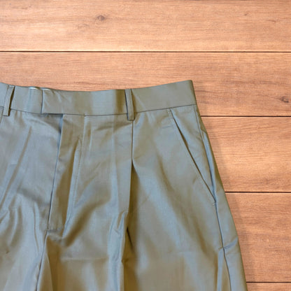 Vintage style baggy wide leg long tailored shorts in beige.
