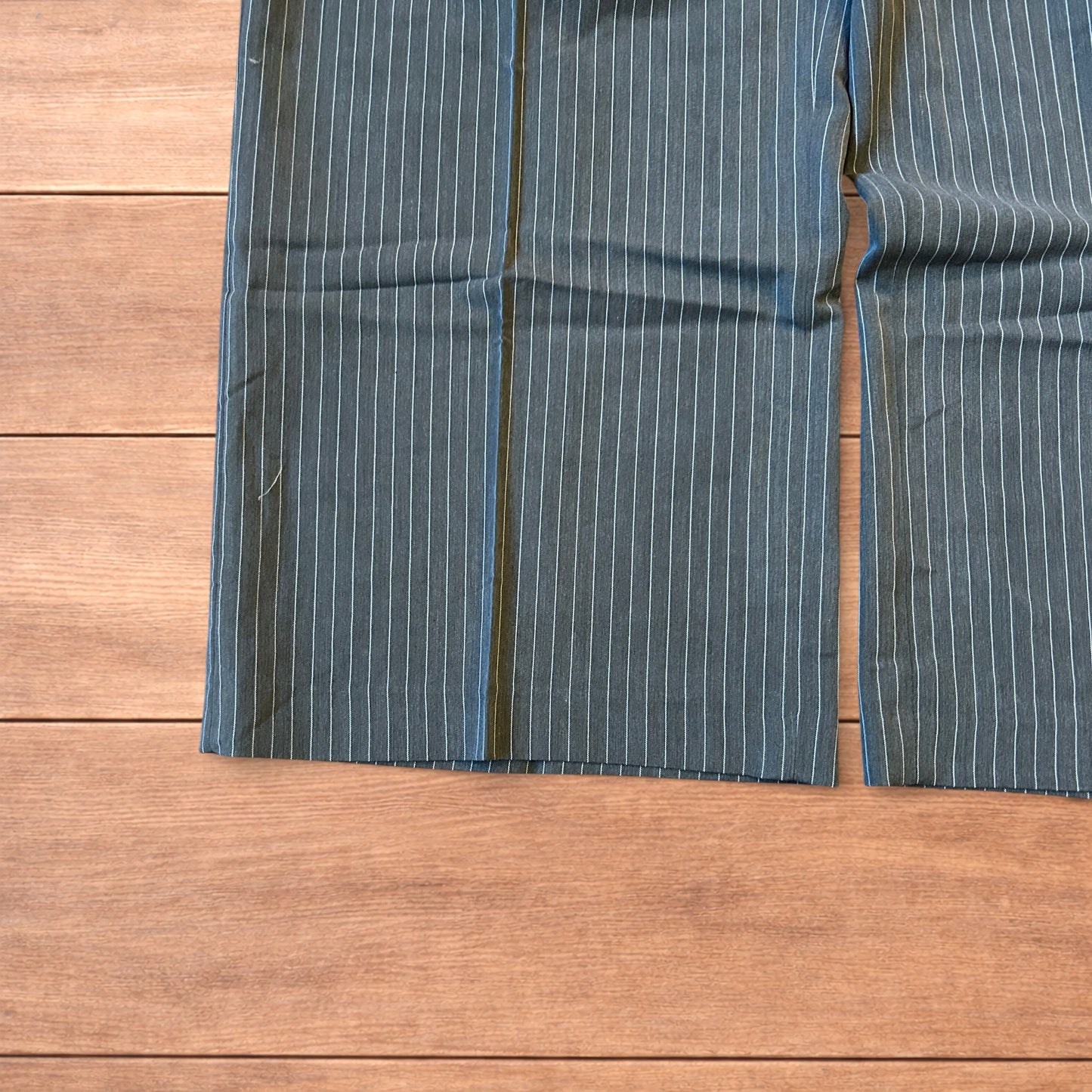Vintage style baggy wide leg pinstripe tailored trousers in grey.