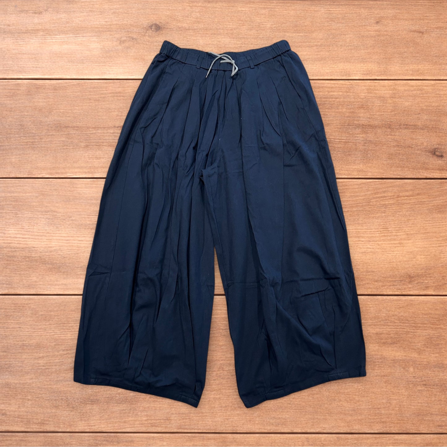 Incredible super baggy wide leg parachute trousers in dark blue wash.