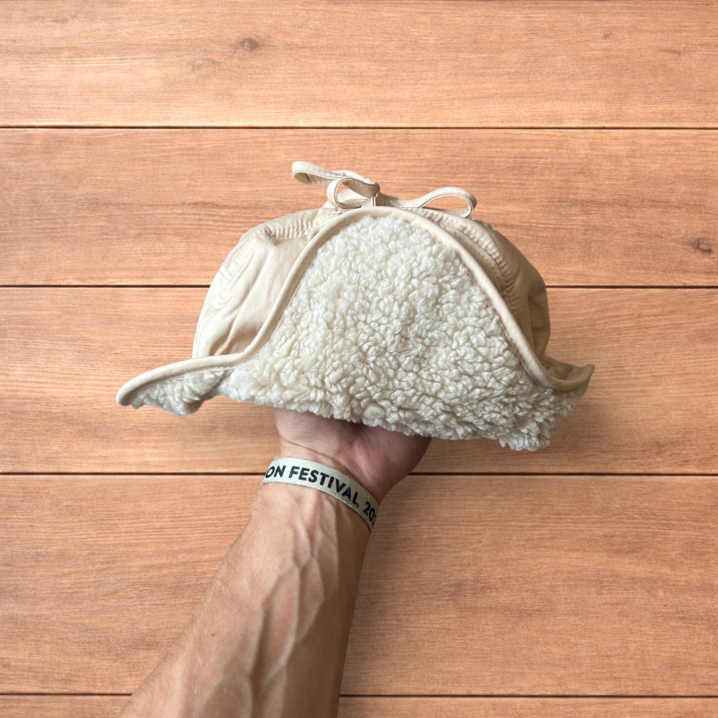 Insane Russian Trapper Korean padded fluffy hat cap in cream/beige.