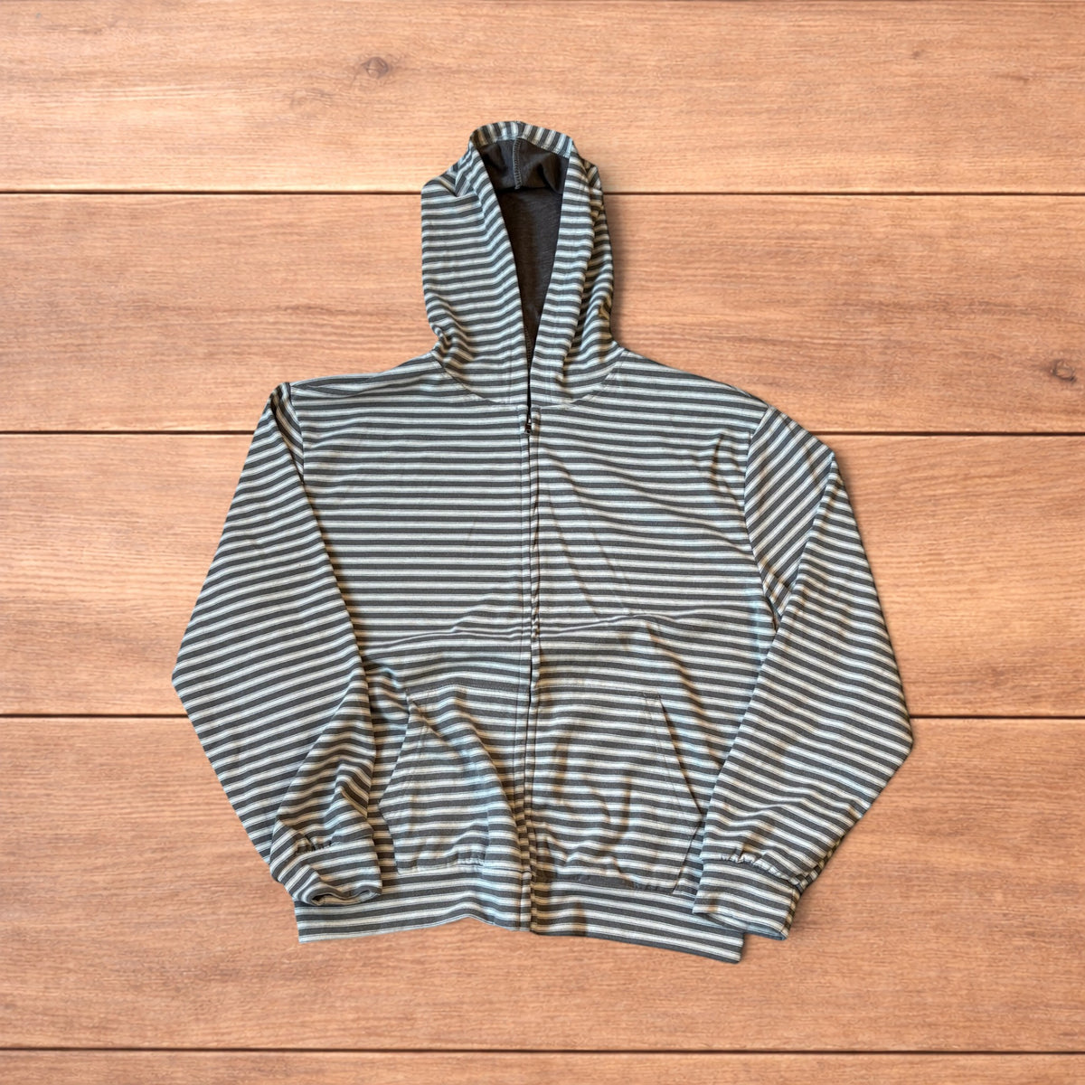 Baggy striped zip-up hoodie jumper in brown and beige.