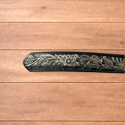 Lovely vintage style boho floral design belt with silver buckle.
