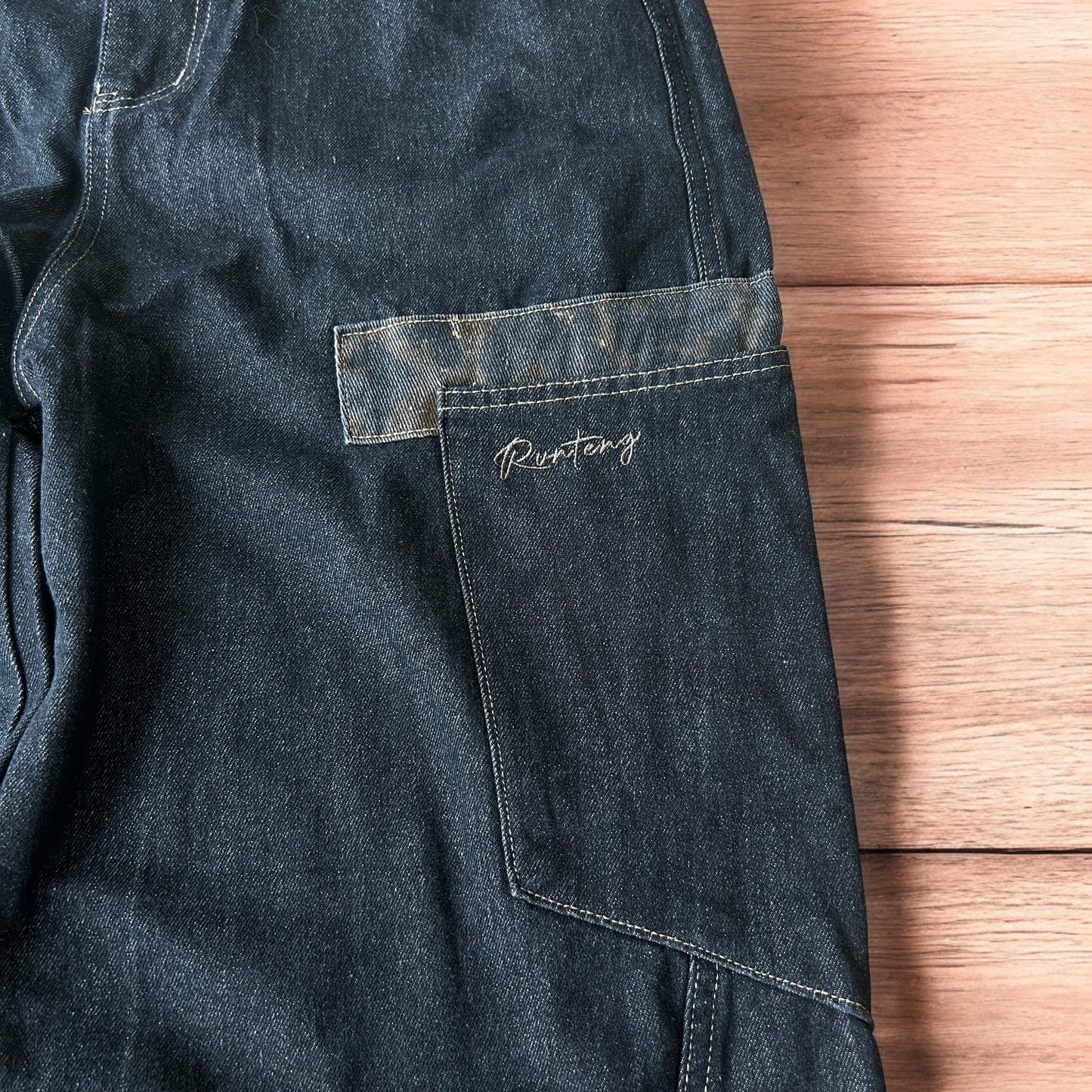 Incredible vintage style baggy wide leg skater fit jeans with leopard print in dark blue.
