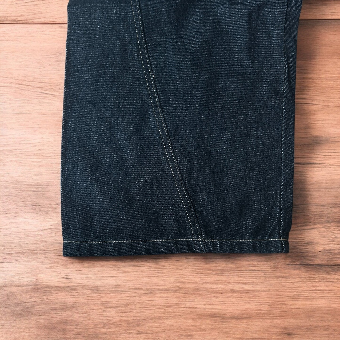 Incredible vintage style baggy wide leg skater fit jeans with leopard print in dark blue.