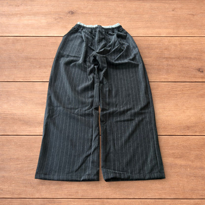 Lovely baggy wide leg pinstripe lounge pants trousers in dark grey.