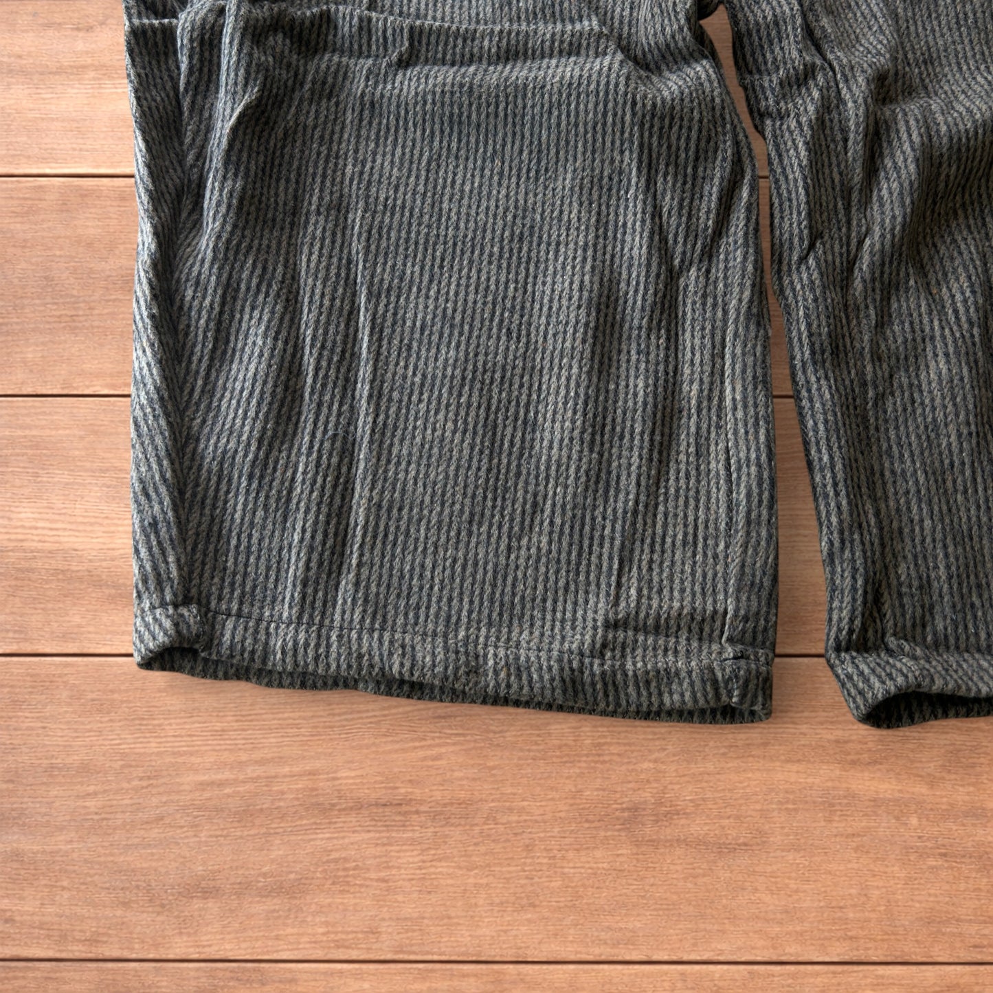Lovely baggy wide leg woolly lounge pants joggers with stripes in brown.
