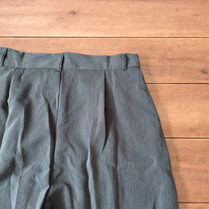 Vintage style baggy wide leg tailored trousers in mid grey.
