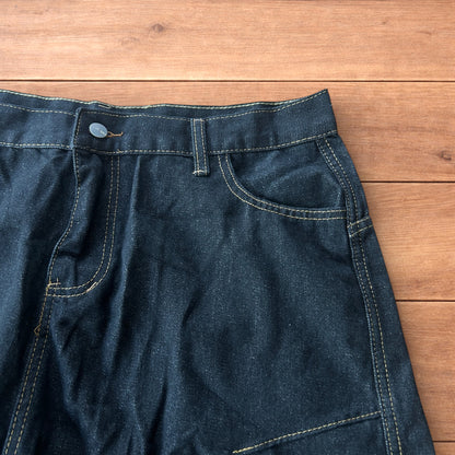 Vintage style baggy wide skater jorts shorts with leopard print in black.