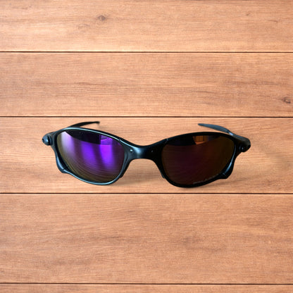 Insane metal frame polarised sunglasses in black frame purple lense.
