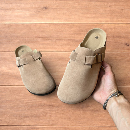 Lovely suede mules clogs shoes in beige/cream.
