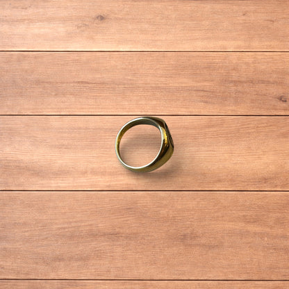 Lovely stainless steel gold Butt Club women figure signet ring.