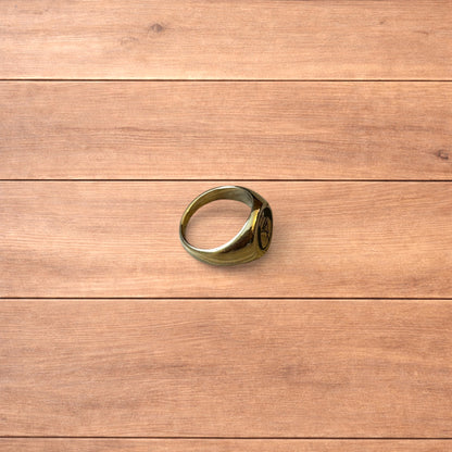 Lovely stainless steel gold Butt Club women figure signet ring.