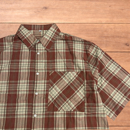 Vintage style checkered cotton short sleeve button up shirt in red/beige.
