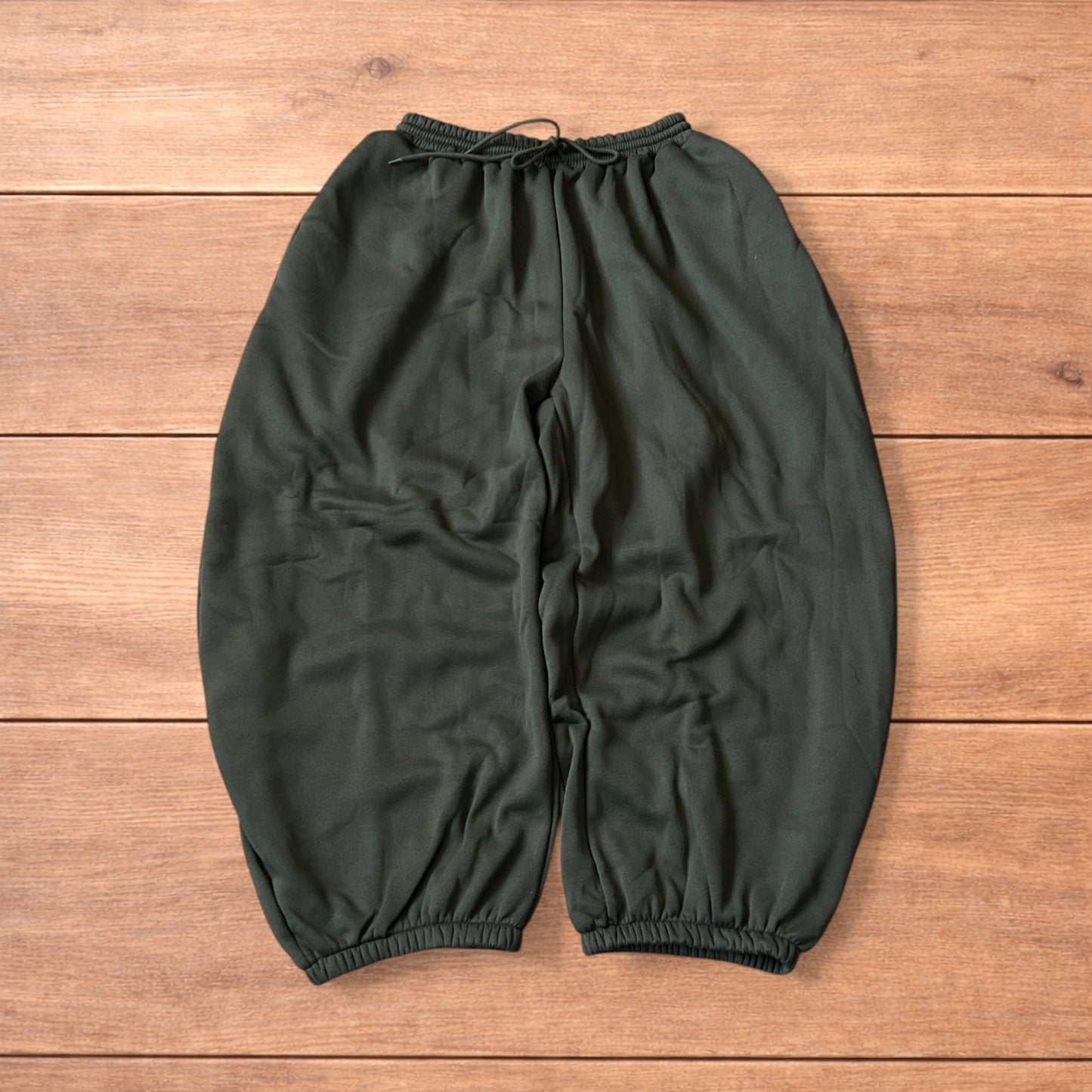Super baggy wide leg Korean joggers in khaki green.