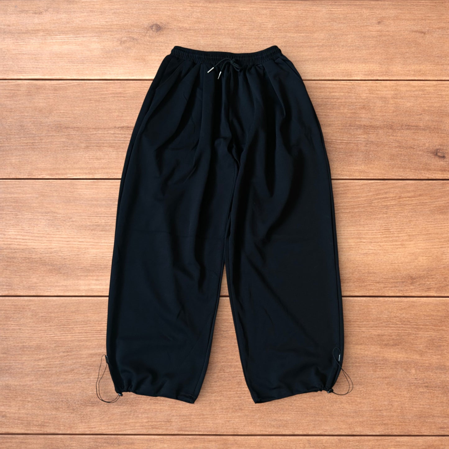 Insane Korean super baggy wide leg joggers in black.