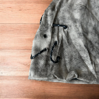 Cool winter camo tundra print beanie hat in khaki/brown. One size.