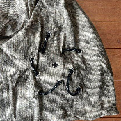 Cool winter camo tundra print beanie hat in khaki/brown.