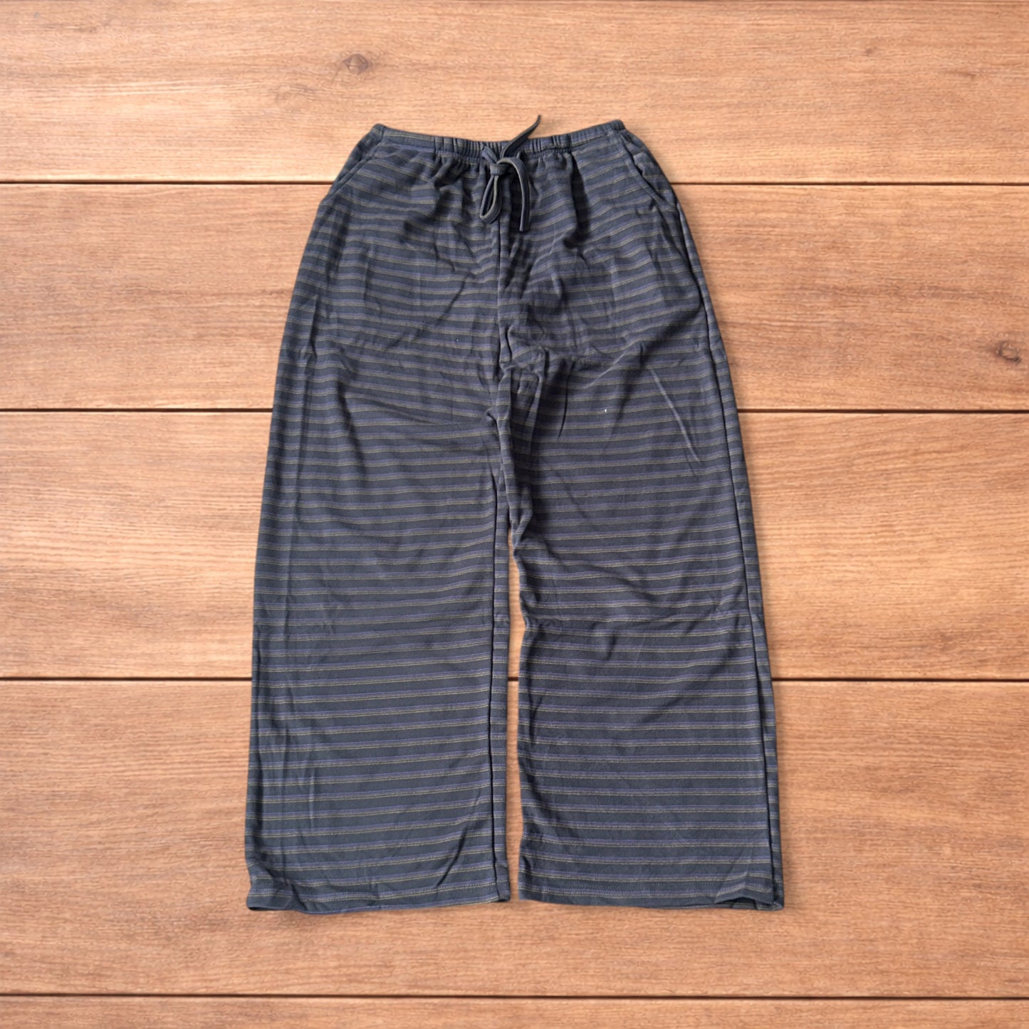 Lovely straight leg striped fleece lounge pants trousers in purple/yellow.
