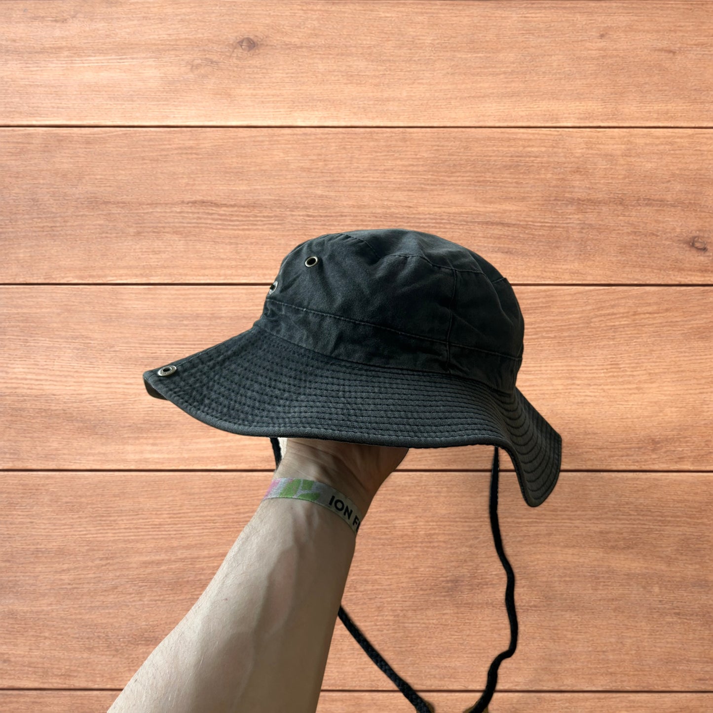 Vintage style denim fishermans boonie hat in washed black.