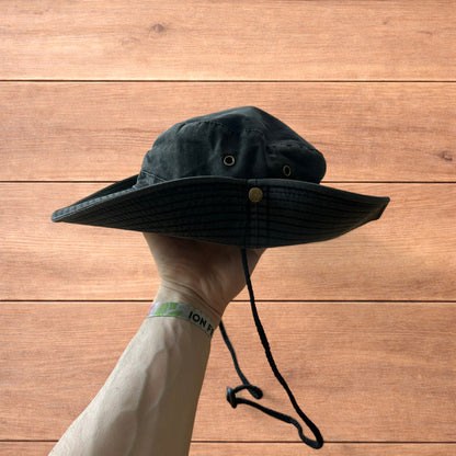 Vintage style denim fishermans boonie hat in washed black.