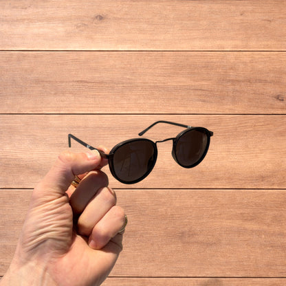 Vintage steampunk style rounded sunglasses in brown with brown lense.