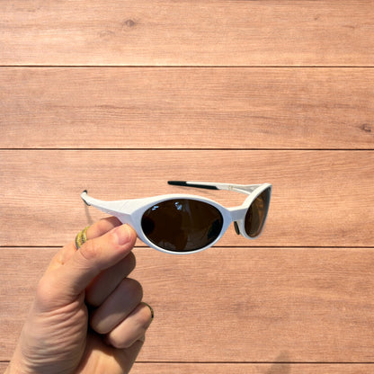 Insane mirrored polarised sunglasses in white with brown lense.
