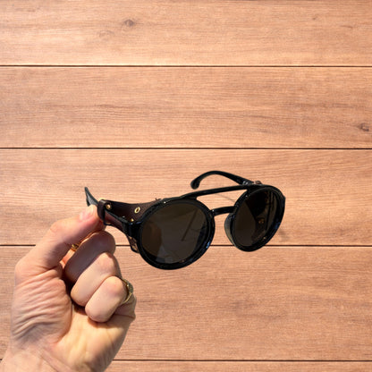 Vintage style round steampunk aviation sunglasses in brown with brown lense.