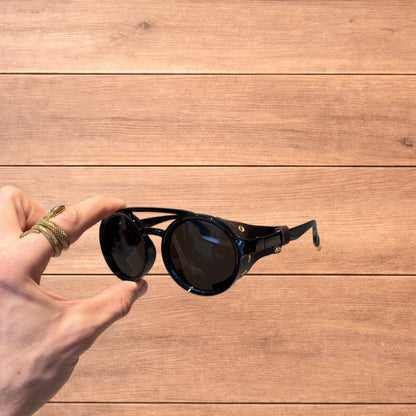 Vintage style round steampunk aviation sunglasses in brown with brown lense.