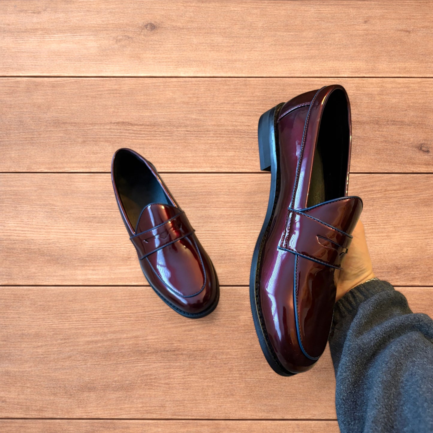 Lovely faux leather penny dress loafers shoes in oxblood red.