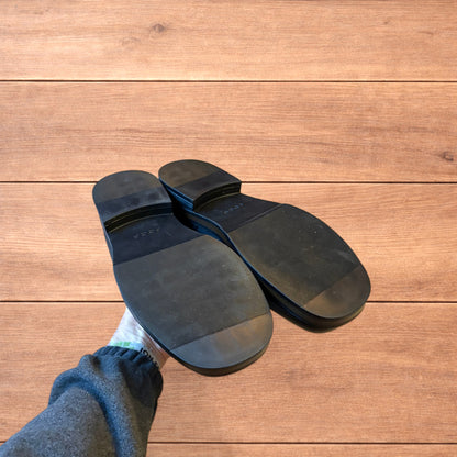 Lovely faux leather slip on loafers shoes in black.