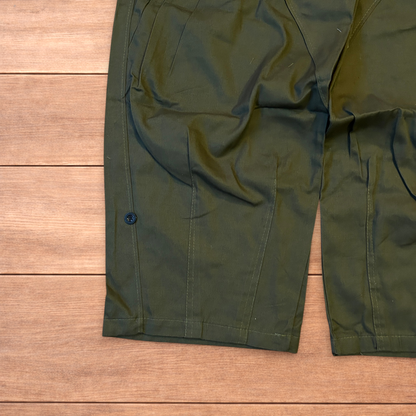 Incredible super baggy wide leg cargo trousers in khaki green.