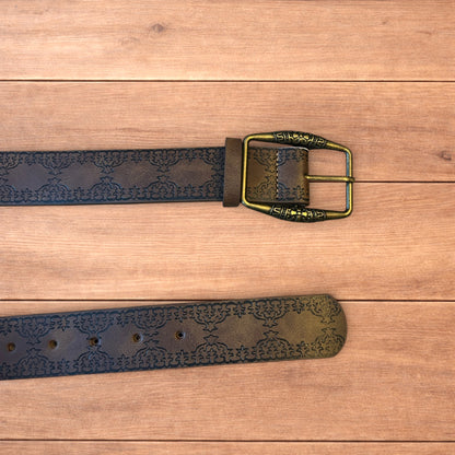 Vintage style faux leather western cowboy belt in brown with bronze trim.