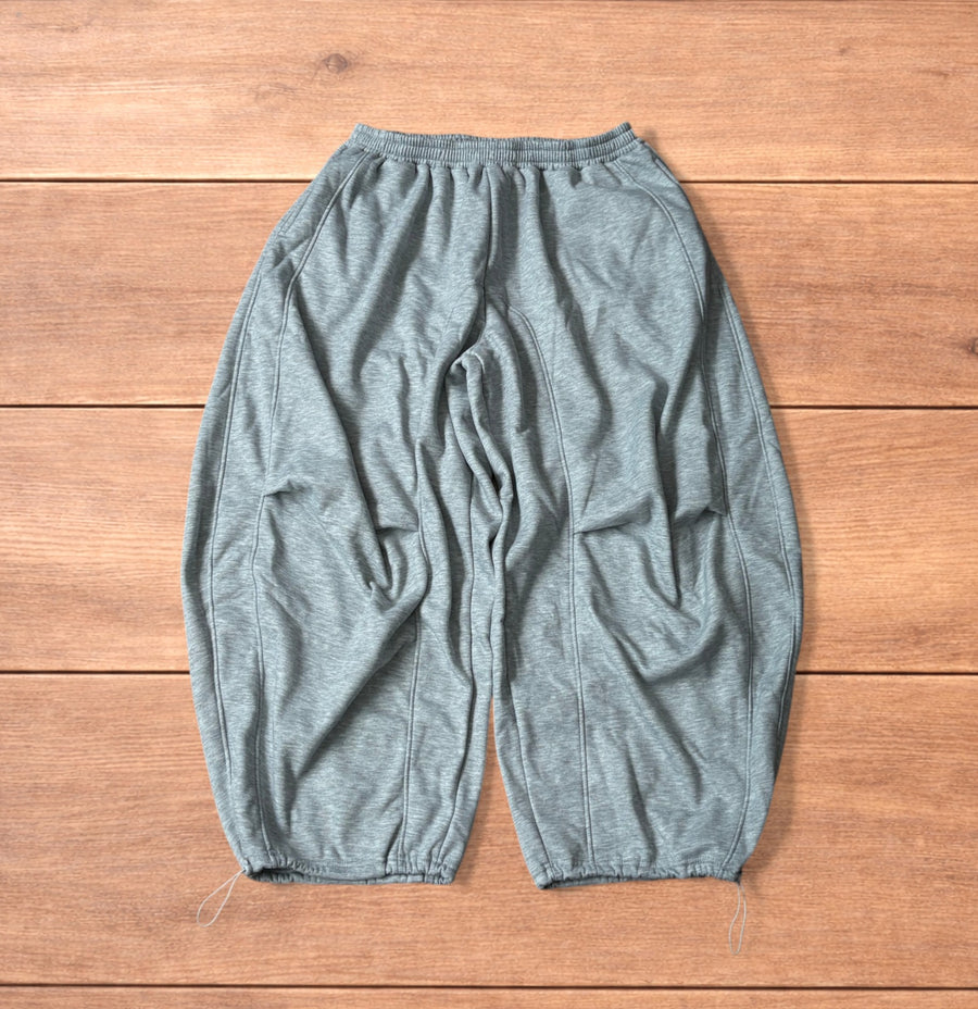 Baggy wide leg Korean joggers in marl grey.