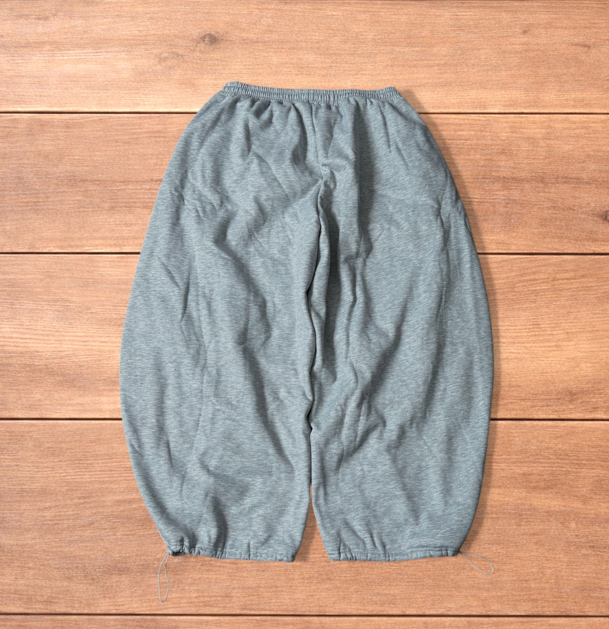 Baggy wide leg Korean joggers in marl grey.