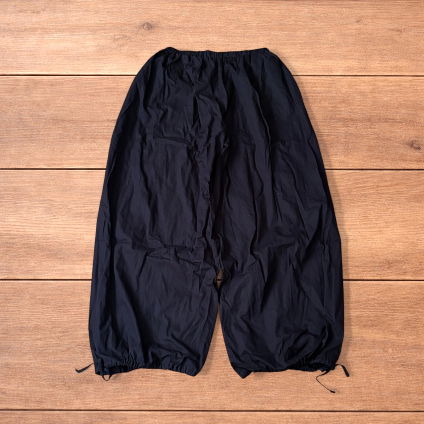 Super baggy wide leg flight pants in black.