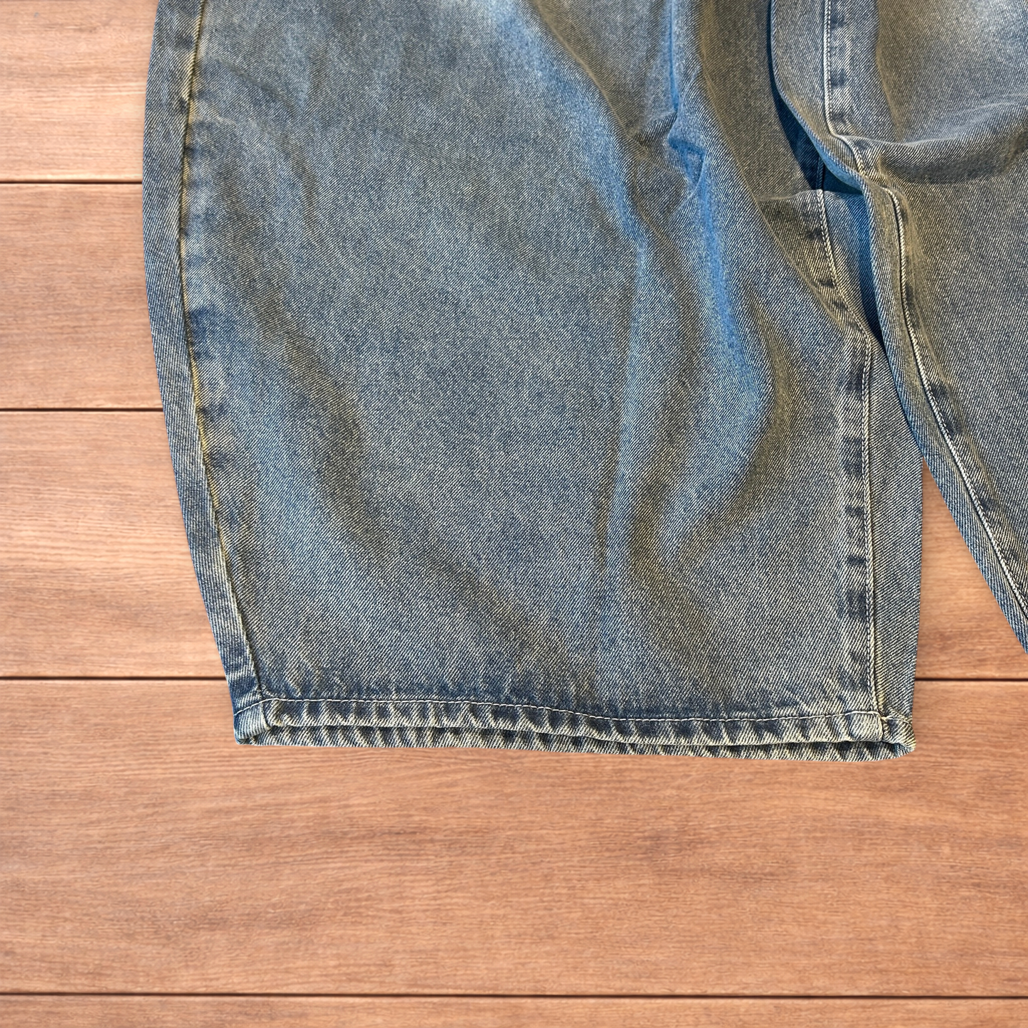 Super baggy wide leg balloon fit jeans in mid blue wash.