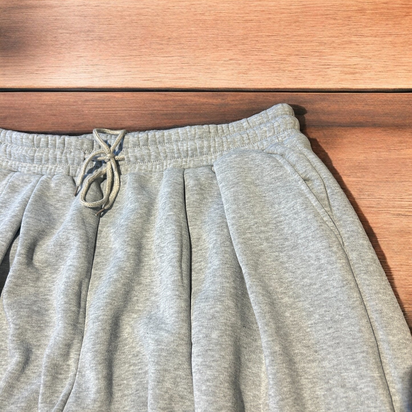 Lovely super baggy wide leg Japanese joggers in marl grey.