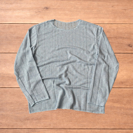 Surfer style baggy long sleeve knit top shirt in light blue.
