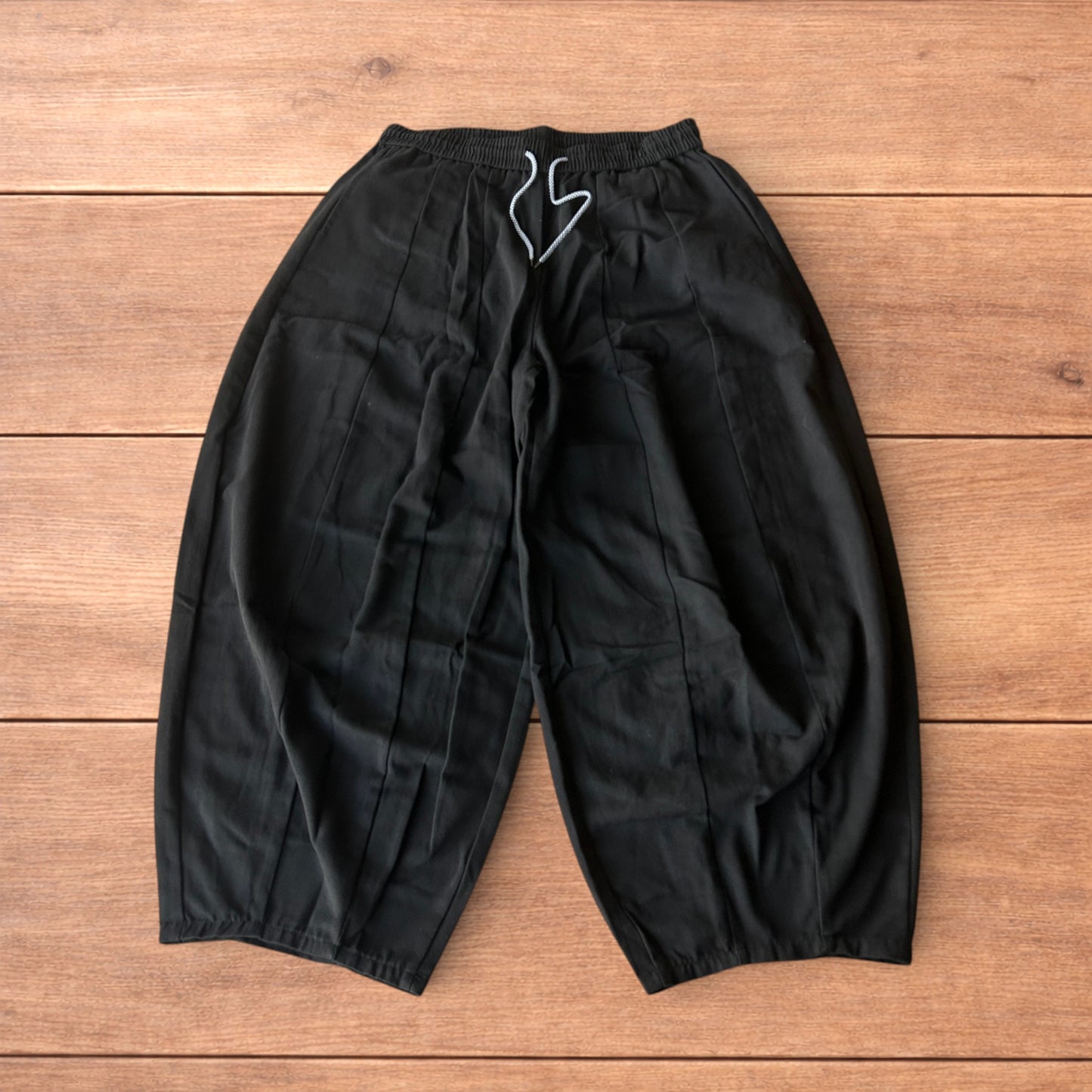 Incredible super baggy wide leg parachute trousers in black.