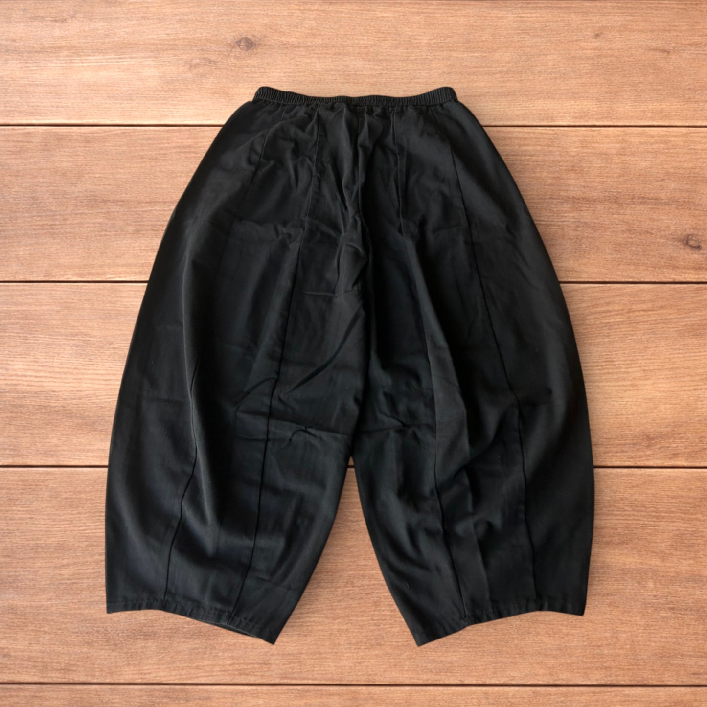 Incredible super baggy wide leg parachute trousers in black.