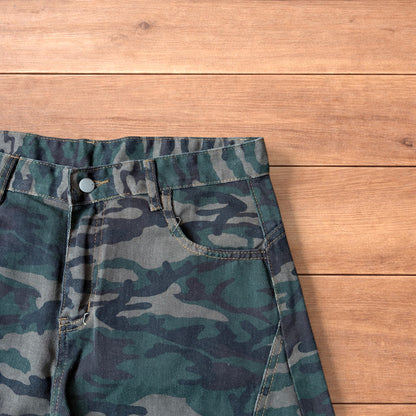 Super baggy wide leg cargo carpenter trousers in army camo.