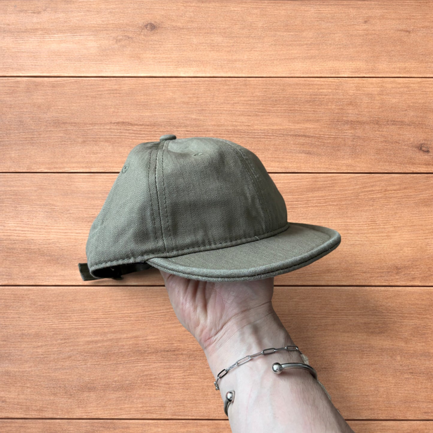 Vintage Korean style short brim hat cap in khaki green.