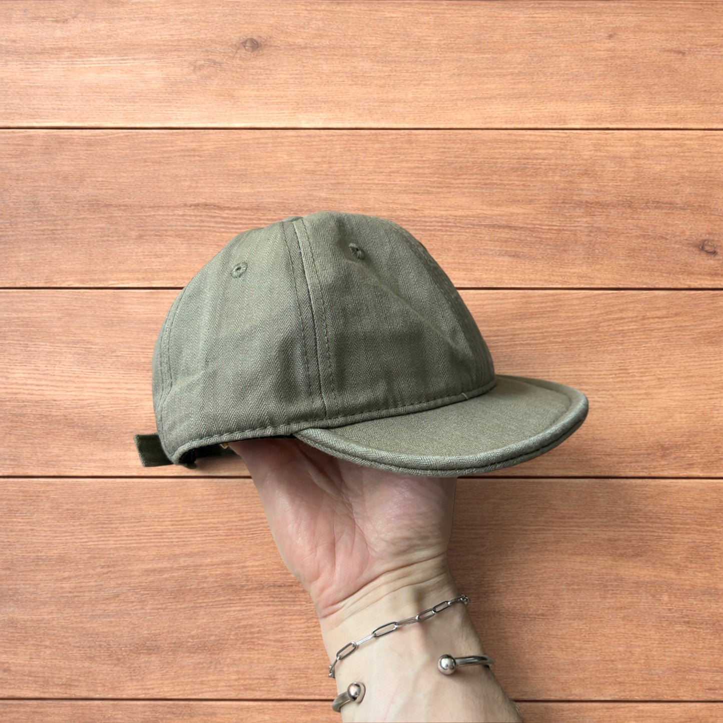 Vintage Korean style short brim hat cap in khaki green.