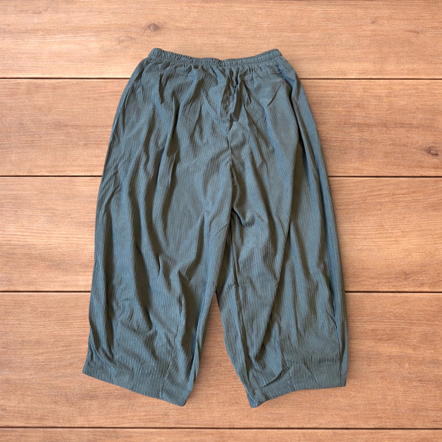 Super baggy wide leg relaxed fit corduroy trousers joggers in grey.