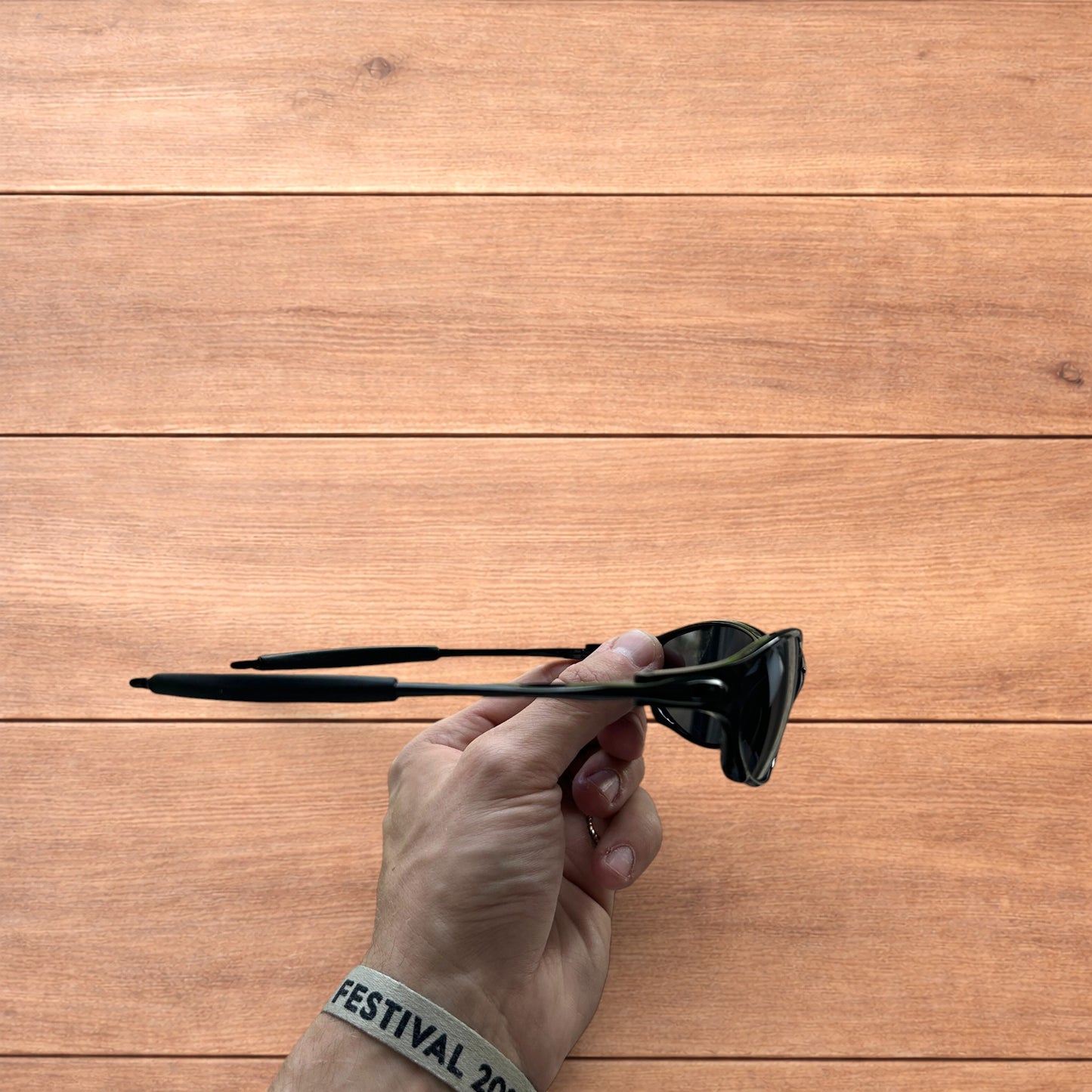 Insane metal frame sunglasses in black with black lense.